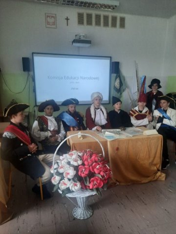 b_1024_768_0_00_images_2023_2024_Nowacka_TKJP_394894662_792098502718100_9115415929808625534_n